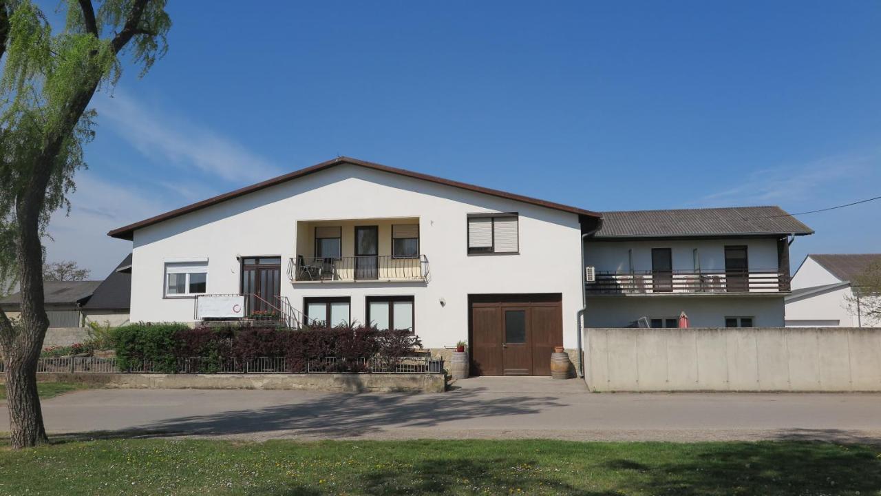 Gaestehaus Andreas Kroiss Illmitz Esterno foto